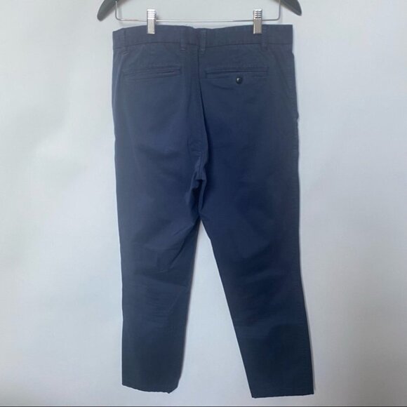Everlane | Navy Chino (Cropped) 31x25.5 - Picture 3 of 12